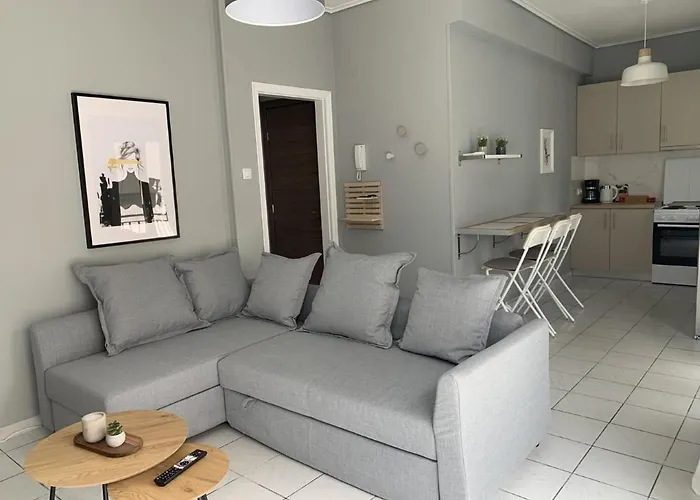 White Elephant Second Floor Apartment